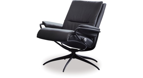 Stressless® Tokyo Leather Recliner - Low Back/Star Base Stressless® Tokyo Leather Recliner - Low Back/Star Base